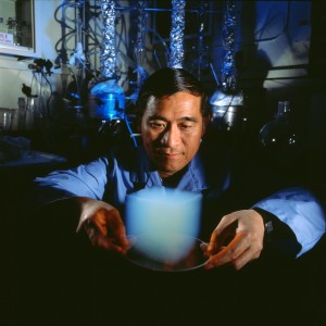 Man with a sample of an aerogel.